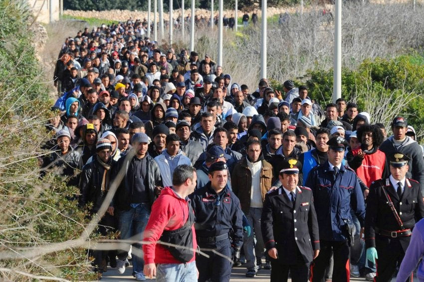 Ιταλία: Νιγηριανός βασάνιζε, βίαζε και σκότωνε πρόσφυγες -Συνελήφθη σε κέντρο προσφύγων